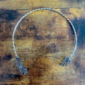 Banana Republic metal wrap leaf necklace